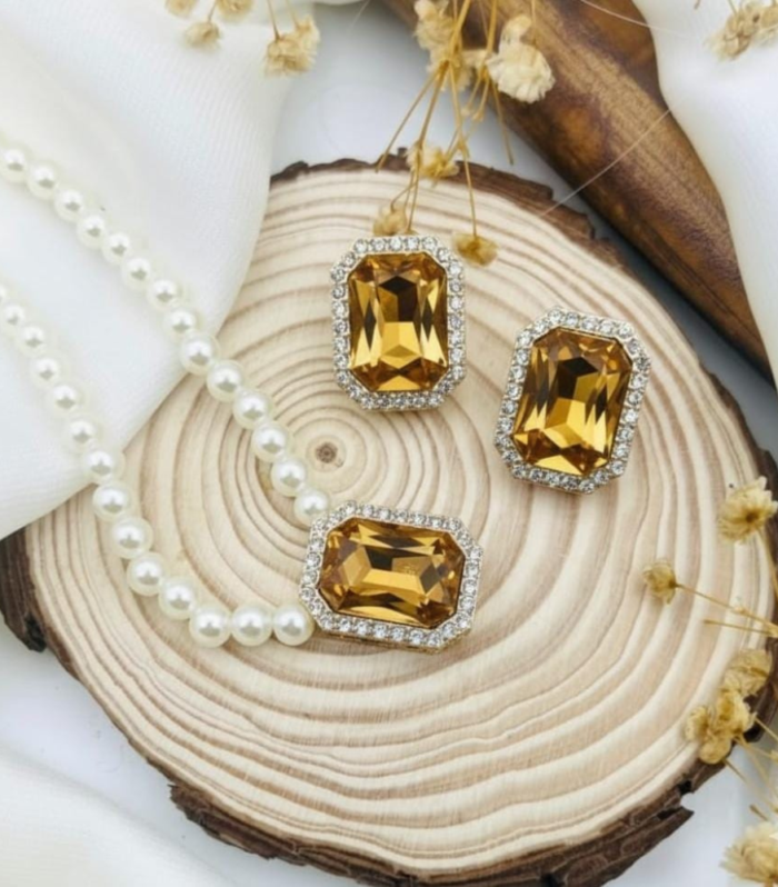 Elegant Jewelry Set – Timeless Design for Every Occasion