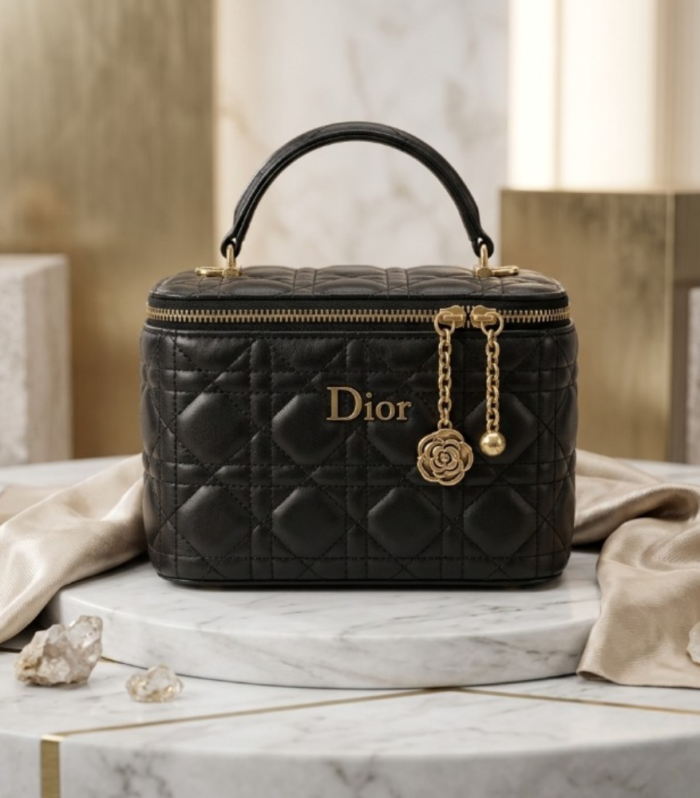 Imported Synthetic Leather Beauty Bag