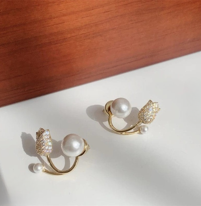 Beautiful Pearl Zircon Korean Flower Earrings